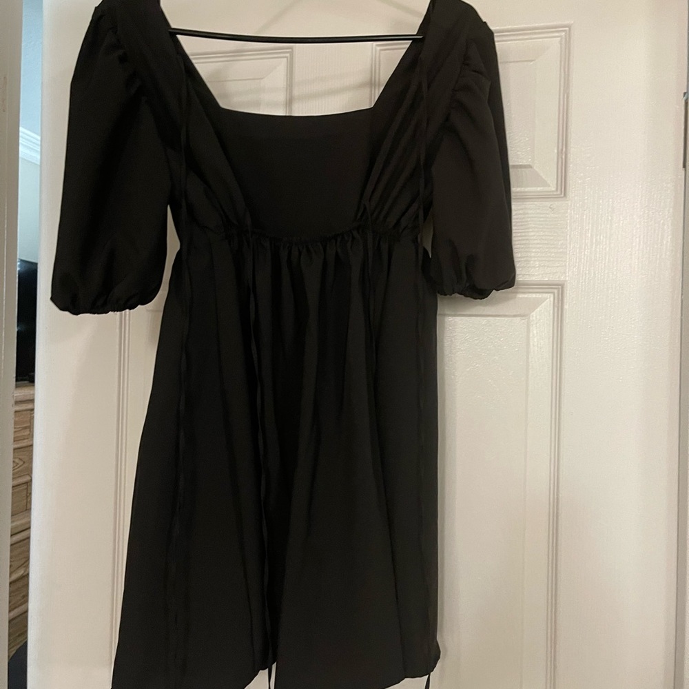 First pic back to the dress and the second pic the front